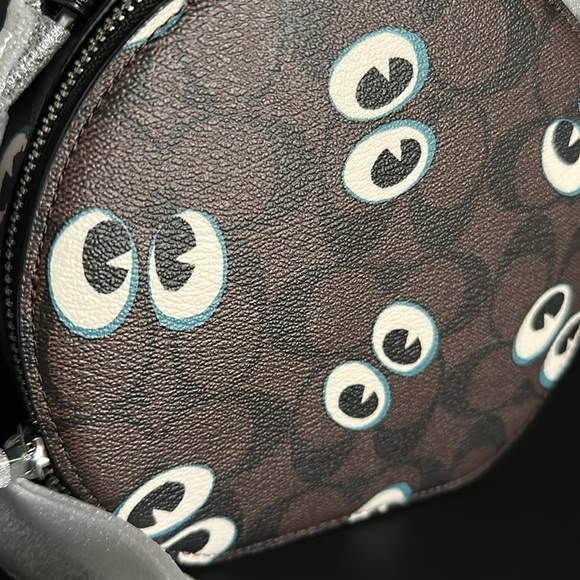 NWT Canteen Crossbody Signature Canvas Graphic Halloween Eyes Purse Bag Leather - Picture 11 of 12